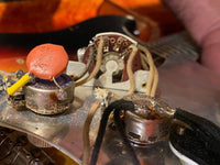 SOLD - Fender Stratocaster 1964 - Mahar's Vintage Guitars