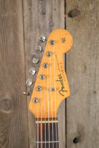 SOLD - Fender Stratocaster 1964 - Mahar's Vintage Guitars