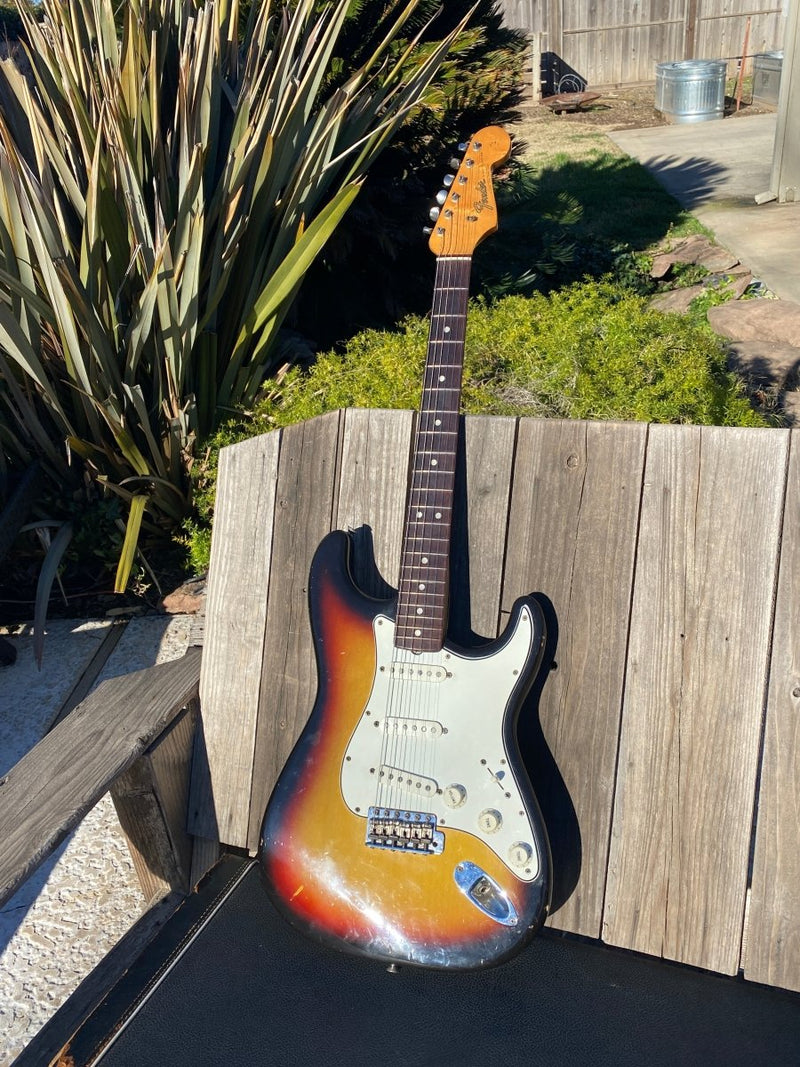SOLD - Fender Stratocaster 1965 Pre CBS All Original - Mahar's Vintage Guitars