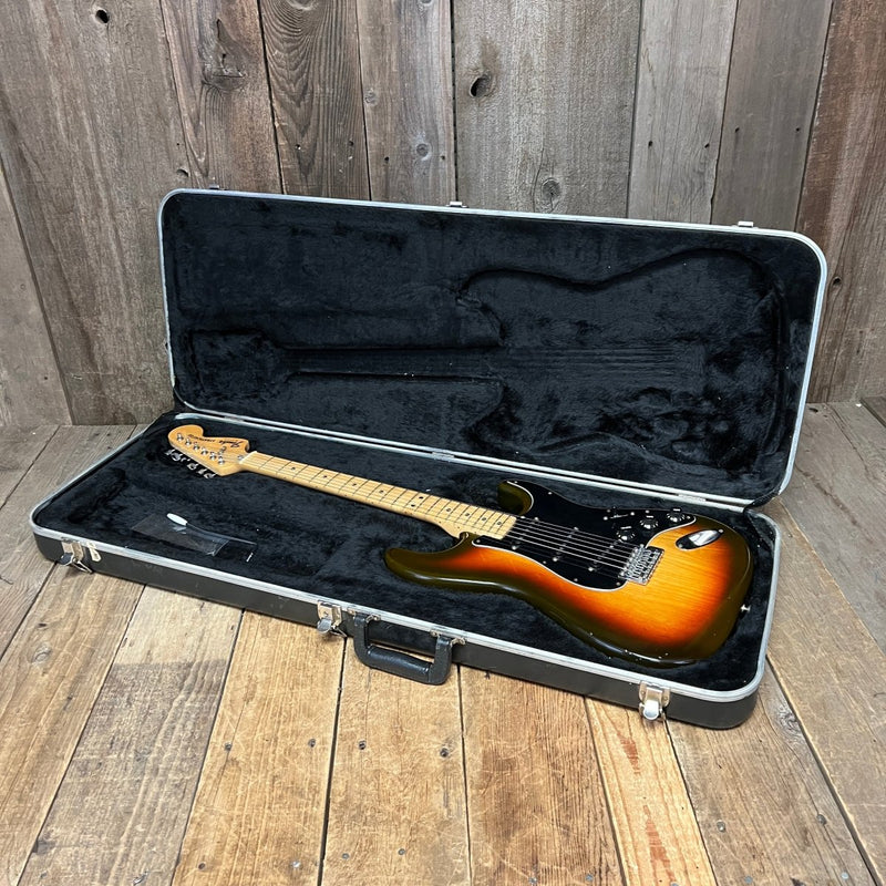 SOLD - Fender Stratocaster 1980 Sunburst - Mahar's Vintage Guitars