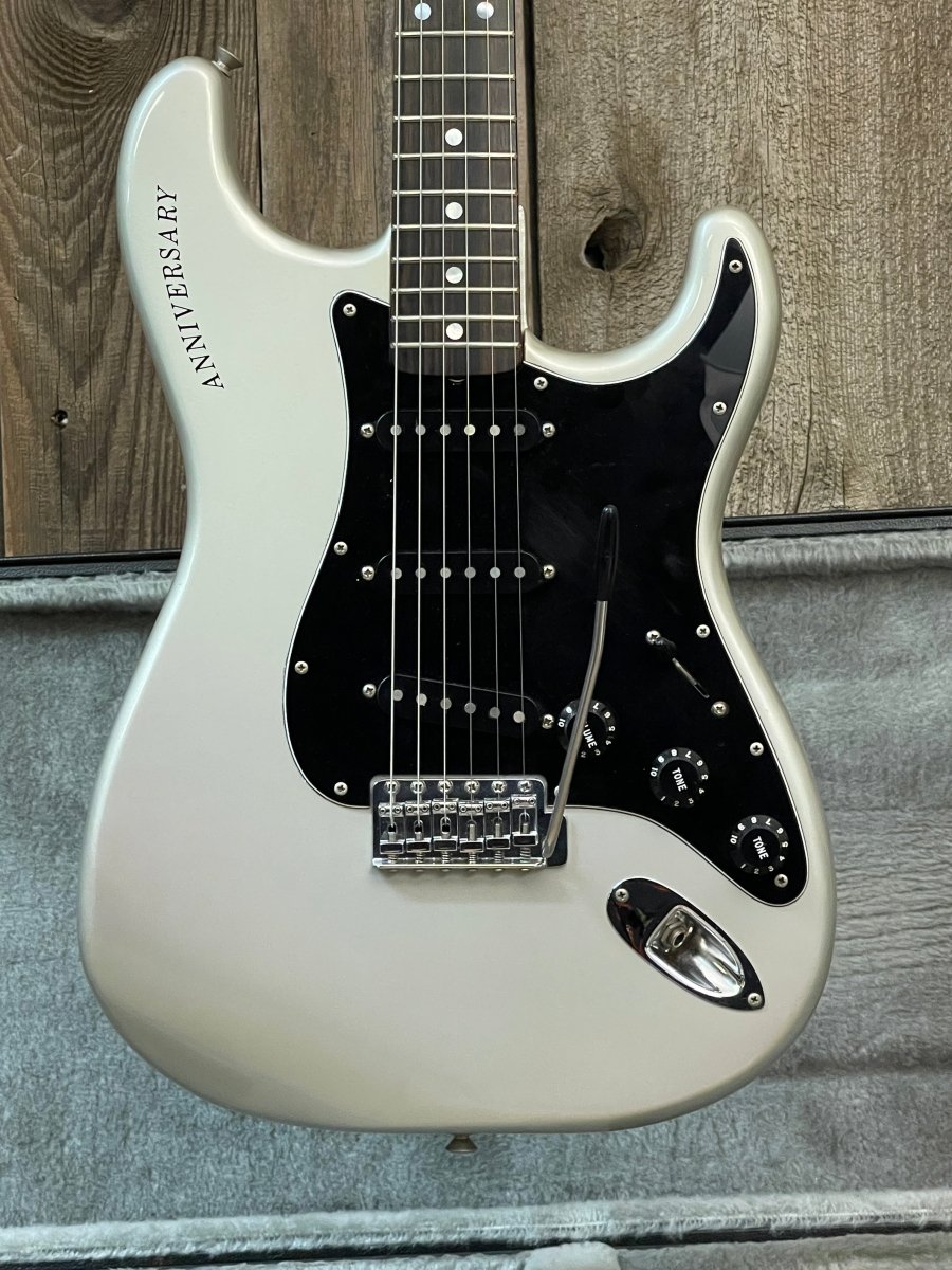SOLD - Fender Stratocaster 25th Anniversary 1979 Silver - Mahar's Vintage Guitars