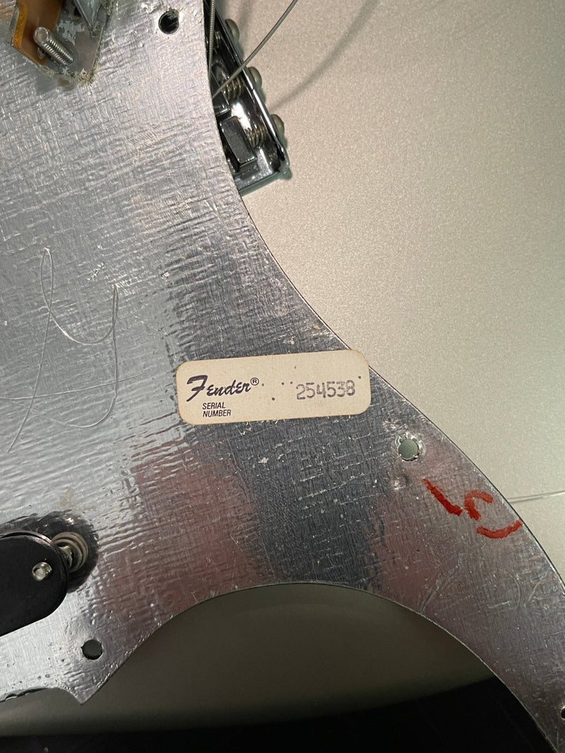SOLD - Fender Stratocaster 25th Anniversary 1979 Silver - Mahar's Vintage Guitars