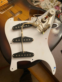 SOLD - Fender Stratocaster 50th Anniversary '54 RI 2004 Masterbuilt Chris Flemming - Mahar's Vintage Guitars