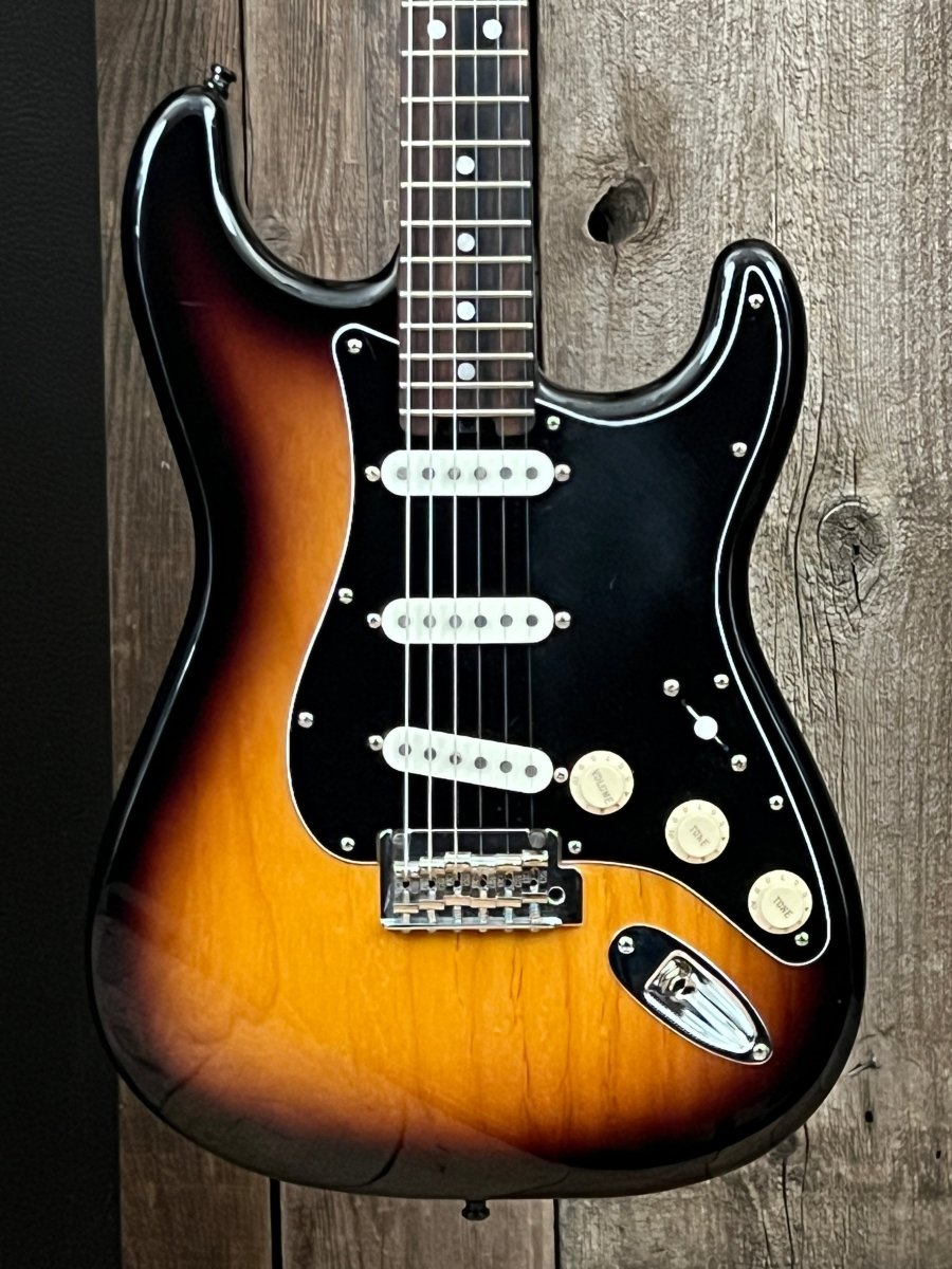SOLD - Fender Stratocaster American Elite, w/upgrades 2018 - 19 - Mahar's Vintage Guitars