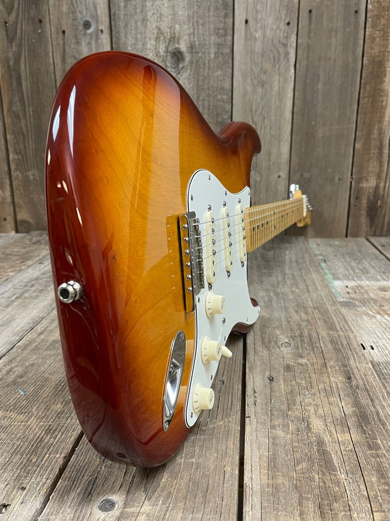 SOLD - Fender Stratocaster American Standard 2013 Sienna Burst - Mahar's Vintage Guitars