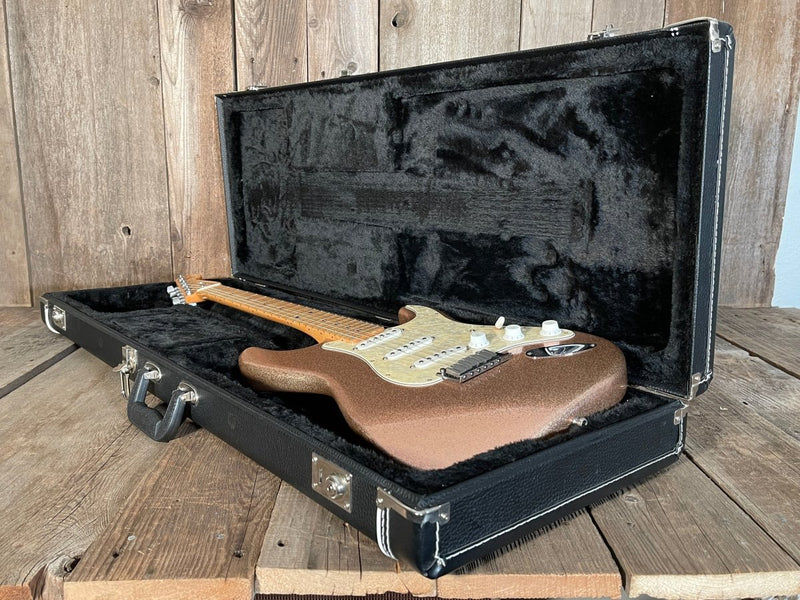 SOLD - Fender Stratocaster Custom Shop American Classic Champagne Sparkle 1995 - Mahar's Vintage Guitars