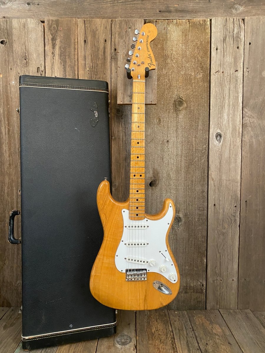 SOLD - Fender Stratocaster Hardtail 1974 - Mahar's Vintage Guitars