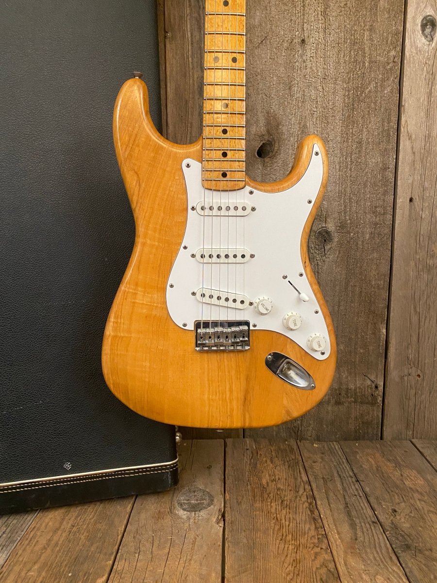 SOLD - Fender Stratocaster Hardtail 1974 - Mahar's Vintage Guitars
