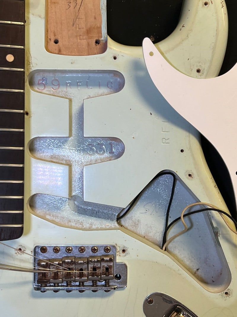 SOLD - Fender Stratocaster Master Design '59 Relic 2005 John English - Mahar's Vintage Guitars
