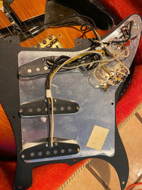 SOLD - Fender Stratocaster SRV Special Edition 1992 - Mahar's Vintage Guitars