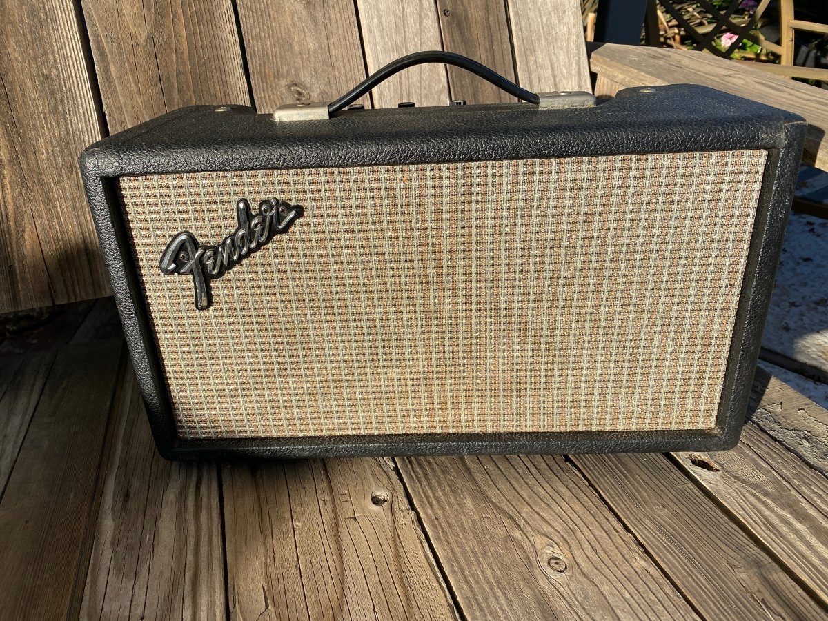 SOLD - Fender Tube Reverb Unit 1976 - Mahar's Vintage Guitars