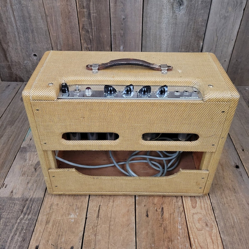 SOLD - Fender Vibrolux 1961 Tweed 5F11 - Mahar's Vintage Guitars