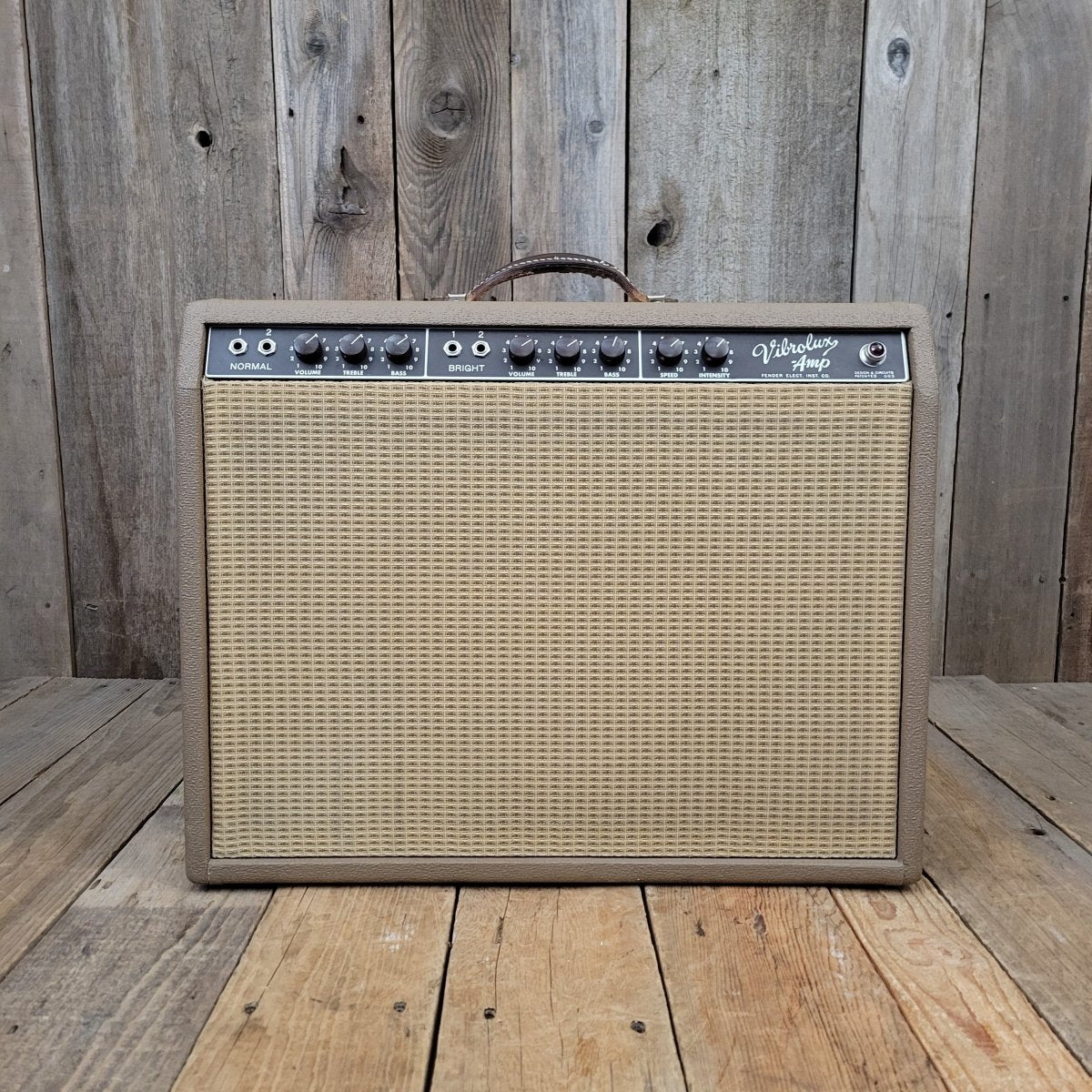 SOLD - Fender Vibrolux 6G11 1962 Brown Tolex - Mahar's Vintage Guitars