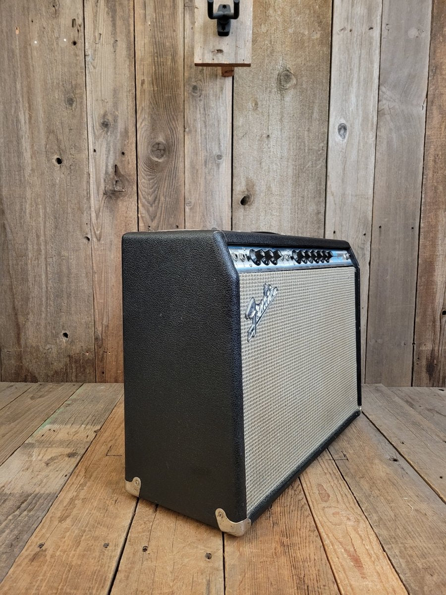 SOLD - Fender Vibrolux Reverb 1970 Vintage Tuber Guitar Amp - Mahar's Vintage Guitars