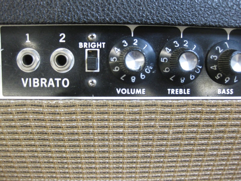 SOLD - Fender Vibrolux Reverb AA864 Pre CBS 1965 (February) - Mahar's Vintage Guitars
