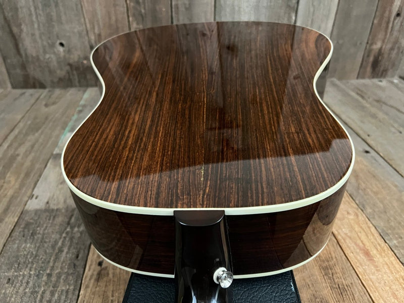 SOLD - Gibson Advanced Jumbo, Historic Collection 2005 - Mahar's Vintage Guitars
