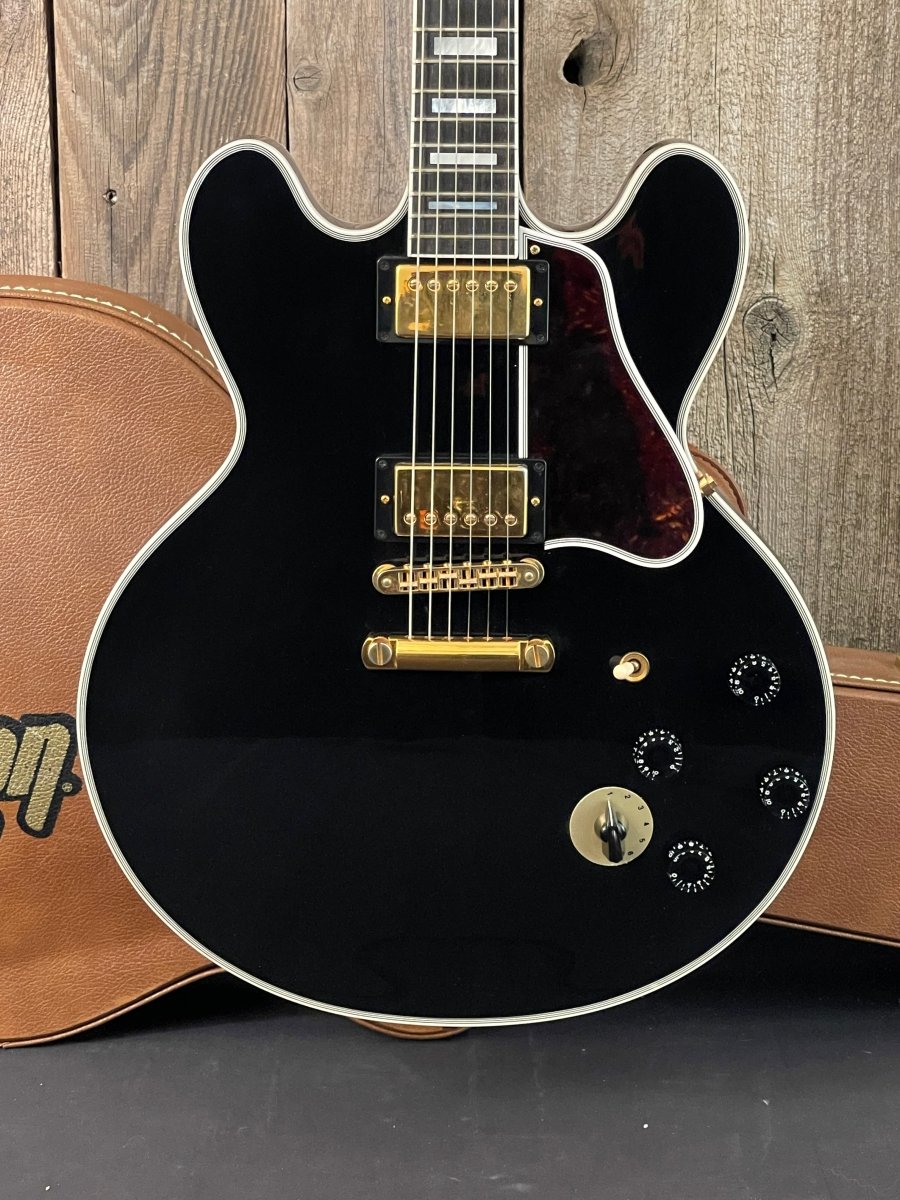 SOLD - Gibson BB King Signature Lucille 2001 - Mahar's Vintage Guitars
