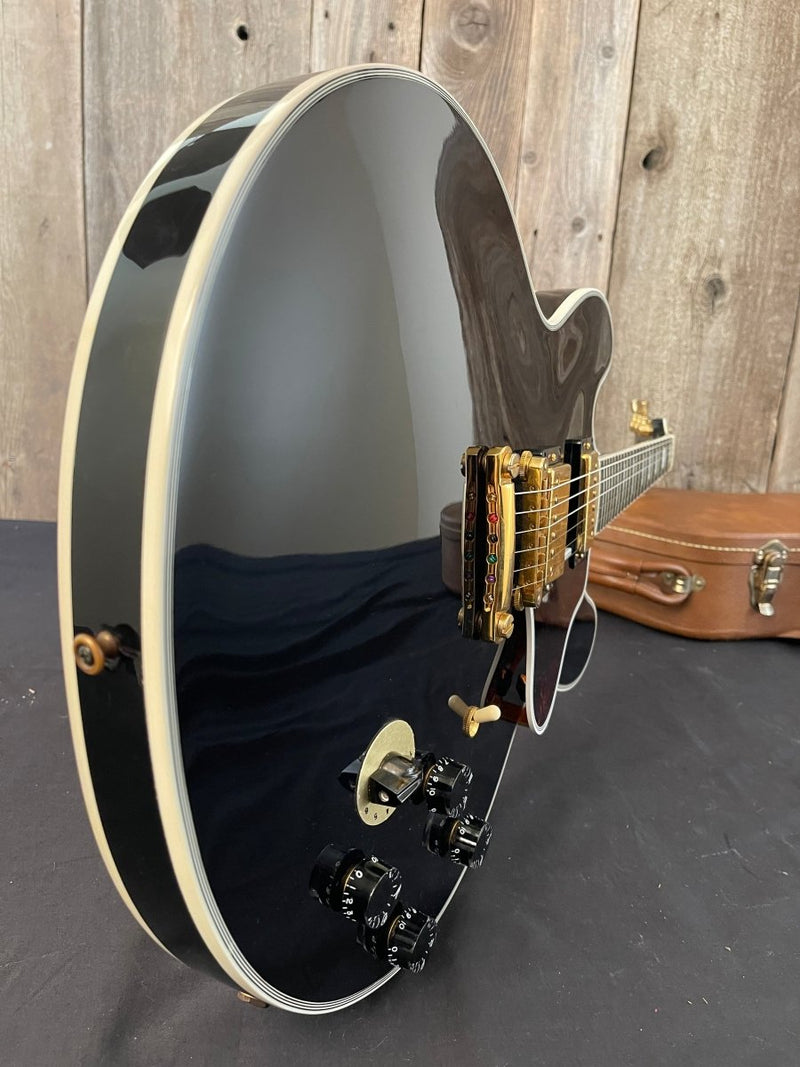SOLD - Gibson BB King Signature Lucille 2001 - Mahar's Vintage Guitars
