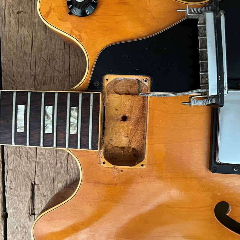 SOLD - Gibson ES - 150D 1975 Blonde - Mahar's Vintage Guitars