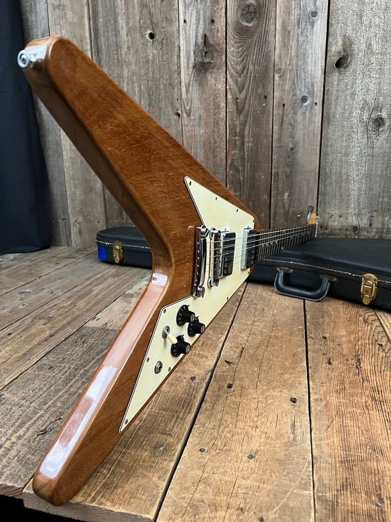 SOLD - Gibson Flying V 1975 - Just for looks right now - Mahar's Vintage Guitars