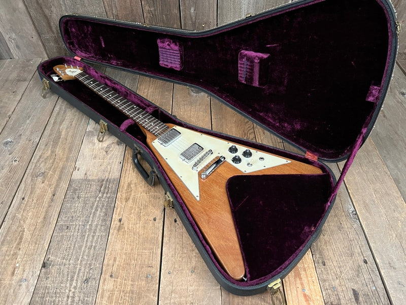 SOLD - Gibson Flying V 1975 - Just for looks right now - Mahar's Vintage Guitars