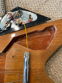 SOLD - Gibson Flying V 1975 - Just for looks right now - Mahar's Vintage Guitars