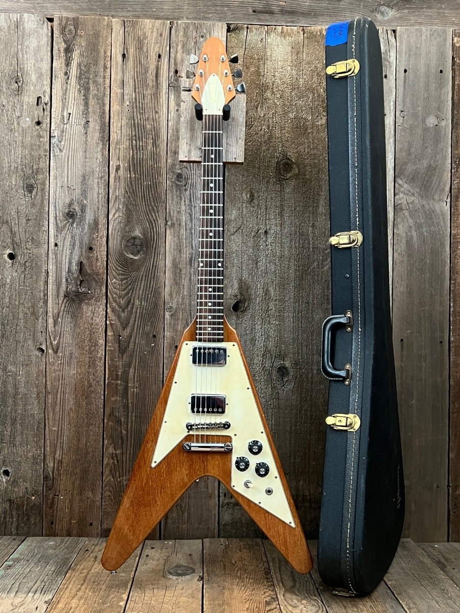 SOLD - Gibson Flying V 1975 - Just for looks right now - Mahar's Vintage Guitars