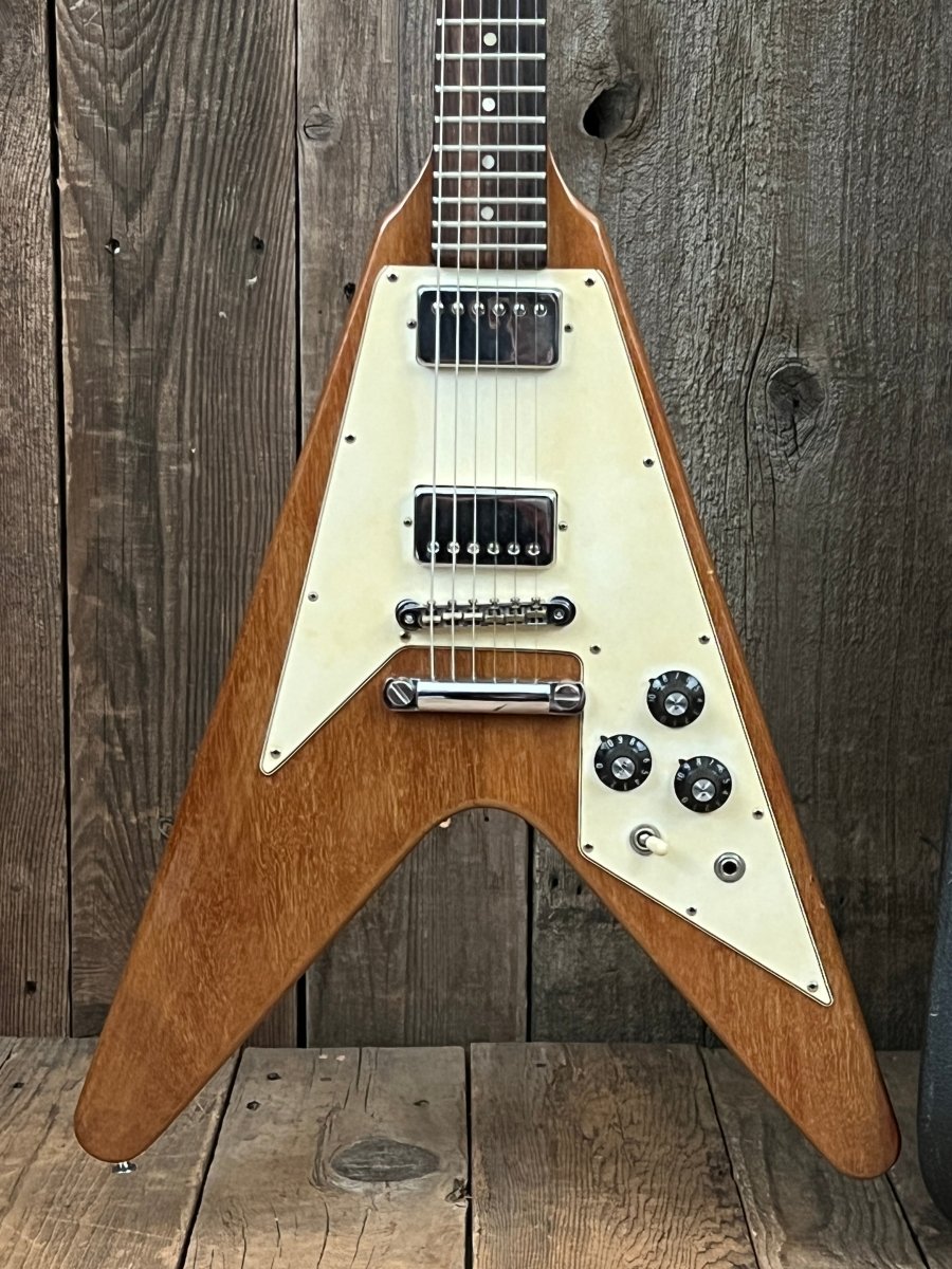 SOLD - Gibson Flying V 1975 - Just for looks right now - Mahar's Vintage Guitars