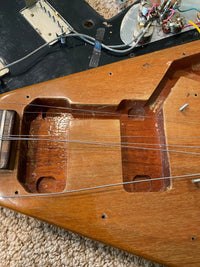 SOLD - Gibson Flying V 1975 - Just for looks right now - Mahar's Vintage Guitars