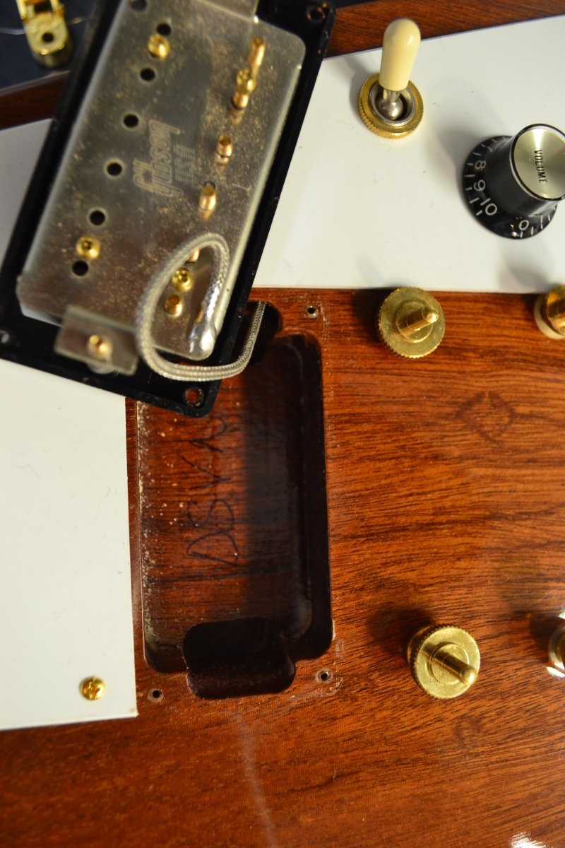 SOLD - Gibson Flying V 2006 1958 Style Natural Mohogany - Mahar's Vintage Guitars