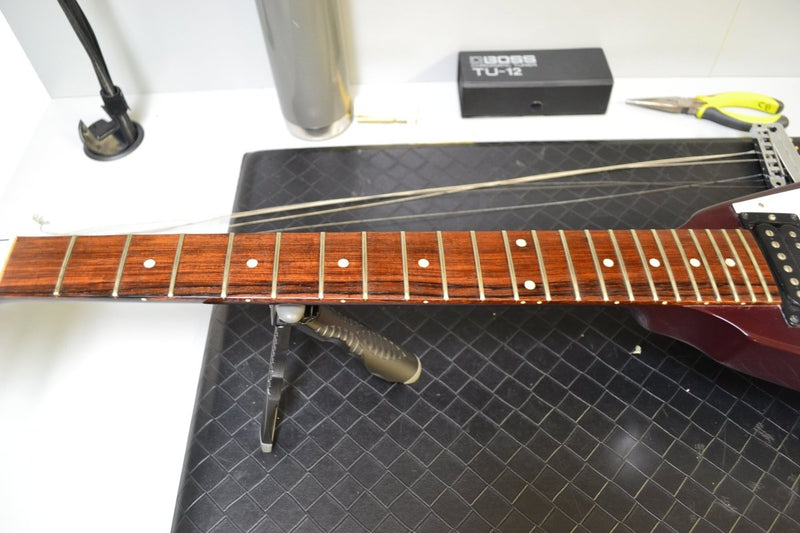 SOLD Gibson Flying V V98 1999 Limited Edition Wine Red - Mahar's Vintage Guitars