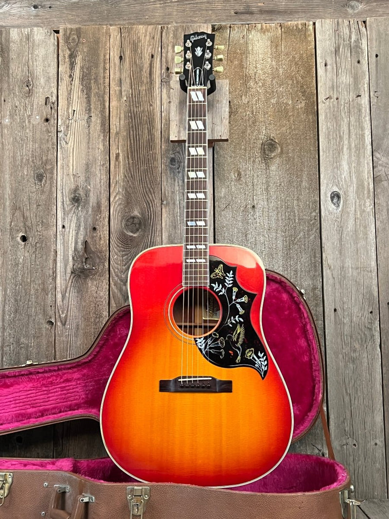 SOLD - Gibson Hummingbird 1994 100th Anniversary - Mahar's Vintage Guitars