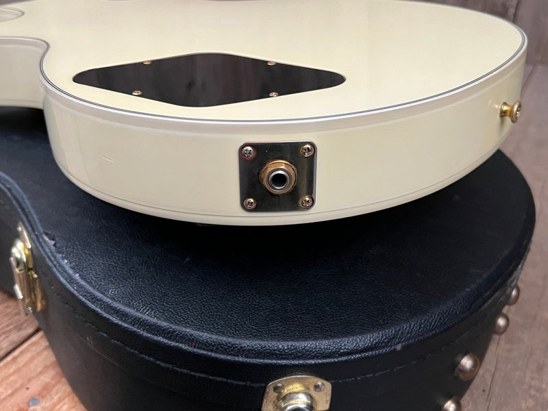 SOLD - Gibson Les Paul Custom 2008 Custom Shop Alpine White - Mahar's Vintage Guitars