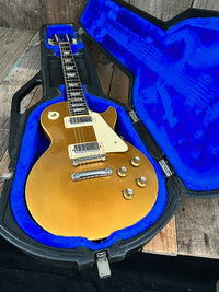 SOLD - Gibson Les Paul Deluxe 1974 Goldtop - Mahar's Vintage Guitars