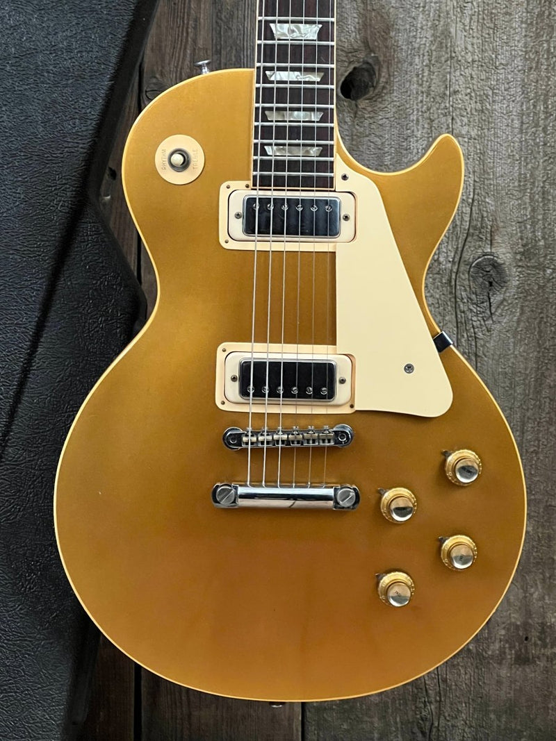 SOLD - Gibson Les Paul Deluxe 1974 Goldtop - Mahar's Vintage Guitars