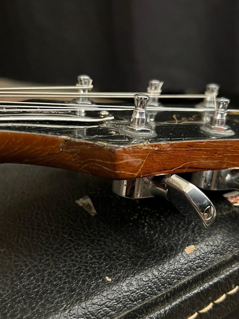 SOLD - Gibson Les Paul Deluxe Goldtop 1969 One Piece Body - Mahar's Vintage Guitars