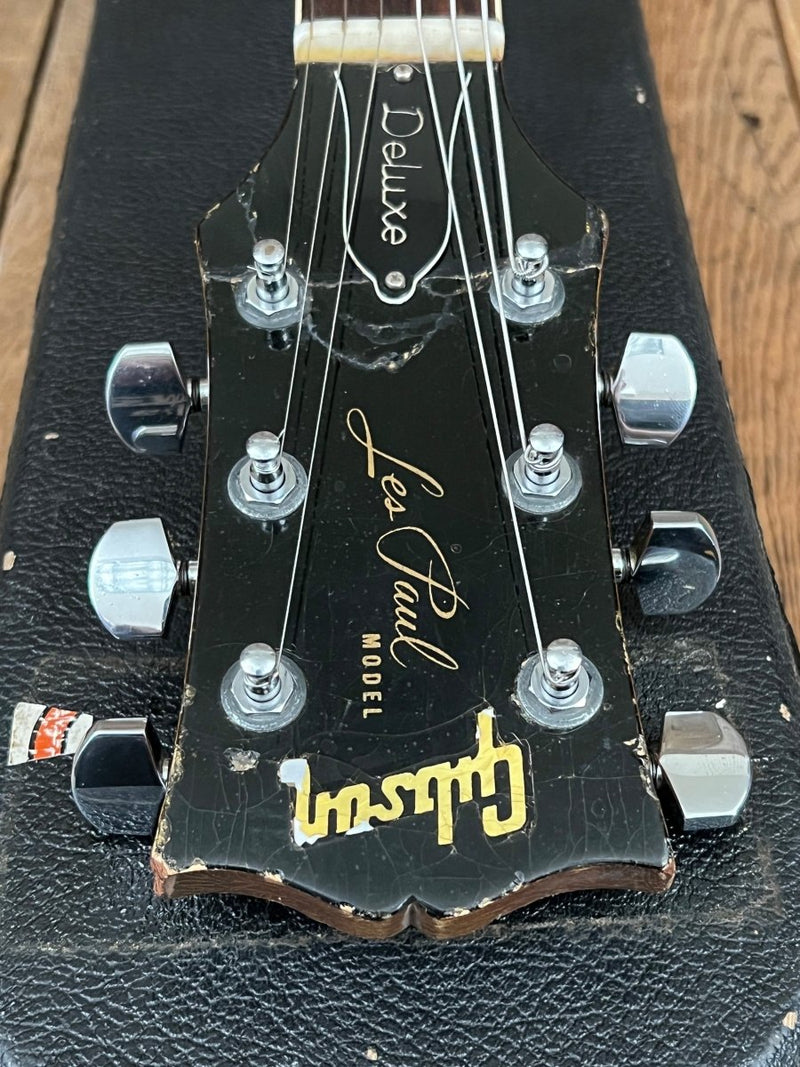 SOLD - Gibson Les Paul Deluxe Goldtop 1969 One Piece Body - Mahar's Vintage Guitars