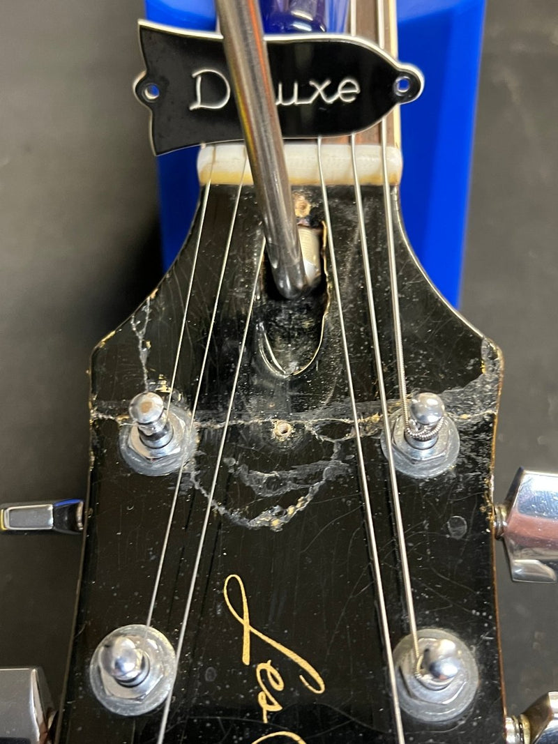 SOLD - Gibson Les Paul Deluxe Goldtop 1969 One Piece Body - Mahar's Vintage Guitars
