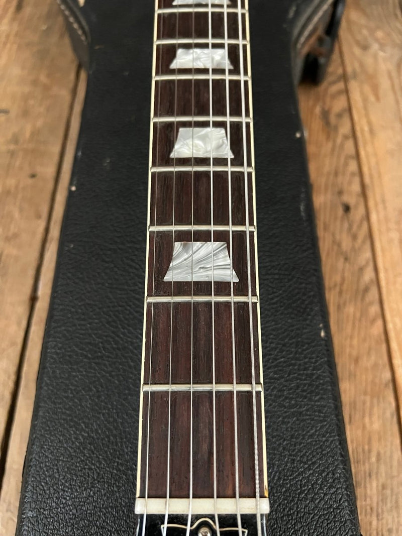 SOLD - Gibson Les Paul Deluxe Goldtop 1969 One Piece Body - Mahar's Vintage Guitars