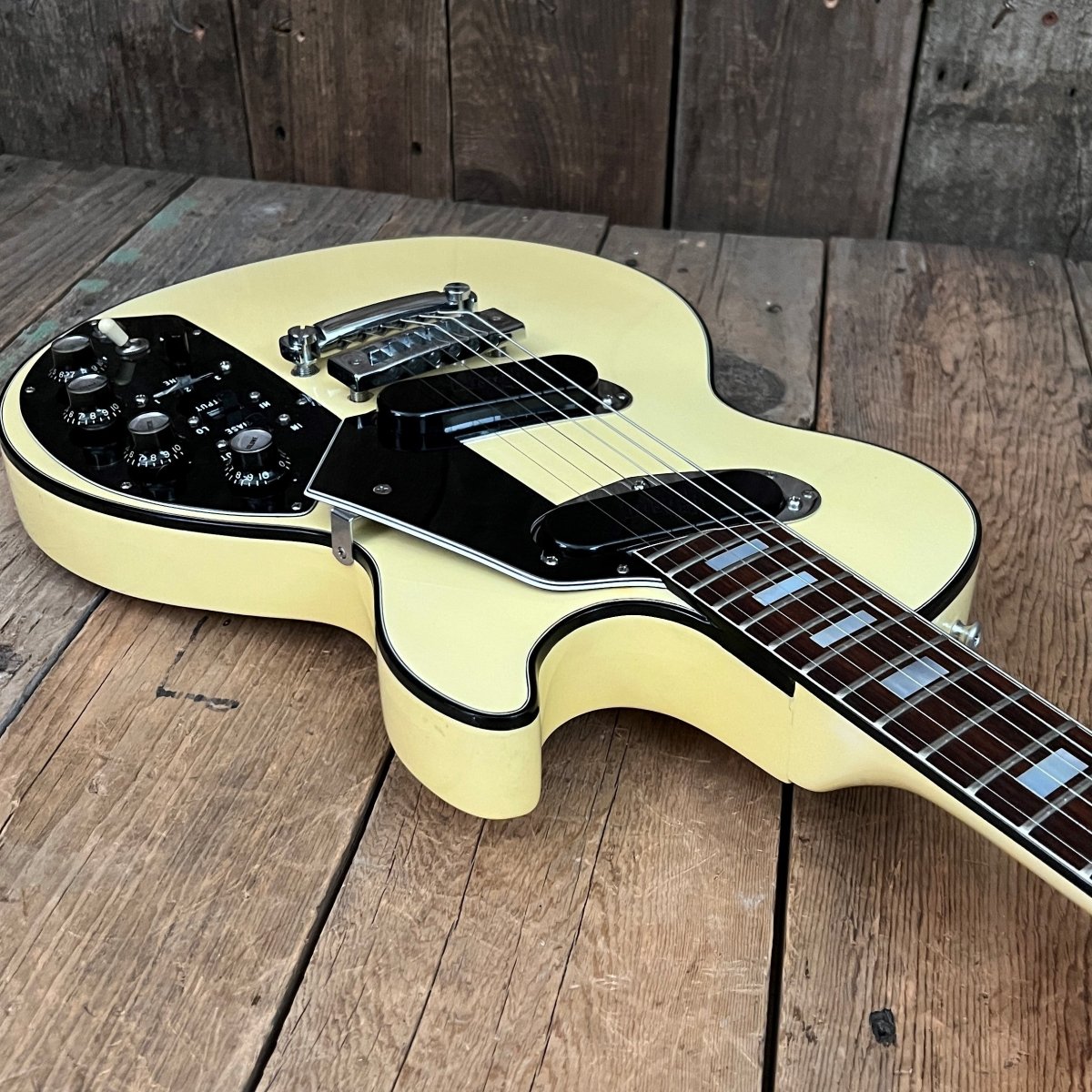 SOLD - Gibson Les Paul Recording Alpine White 1976 Near Mint - Mahar's Vintage Guitars