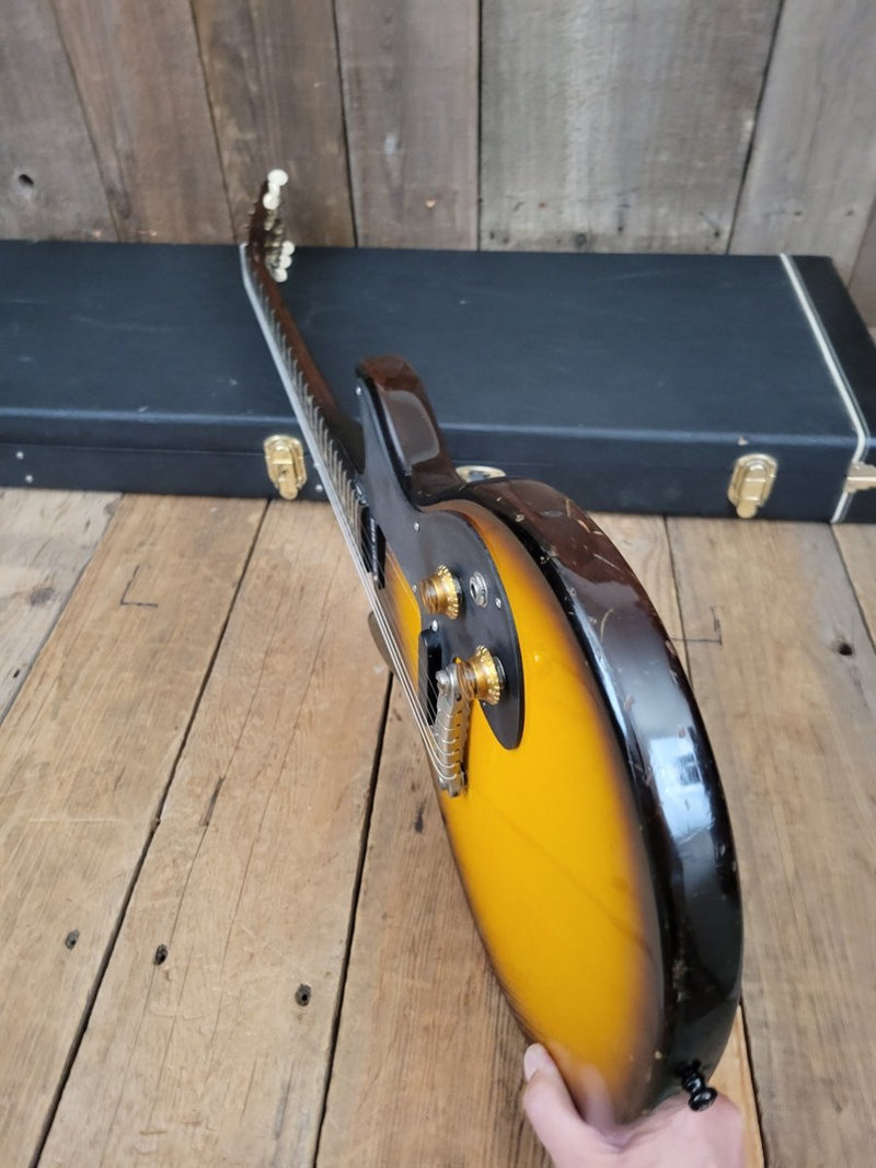 SOLD - Gibson Melody Maker 1963 - Mahar's Vintage Guitars