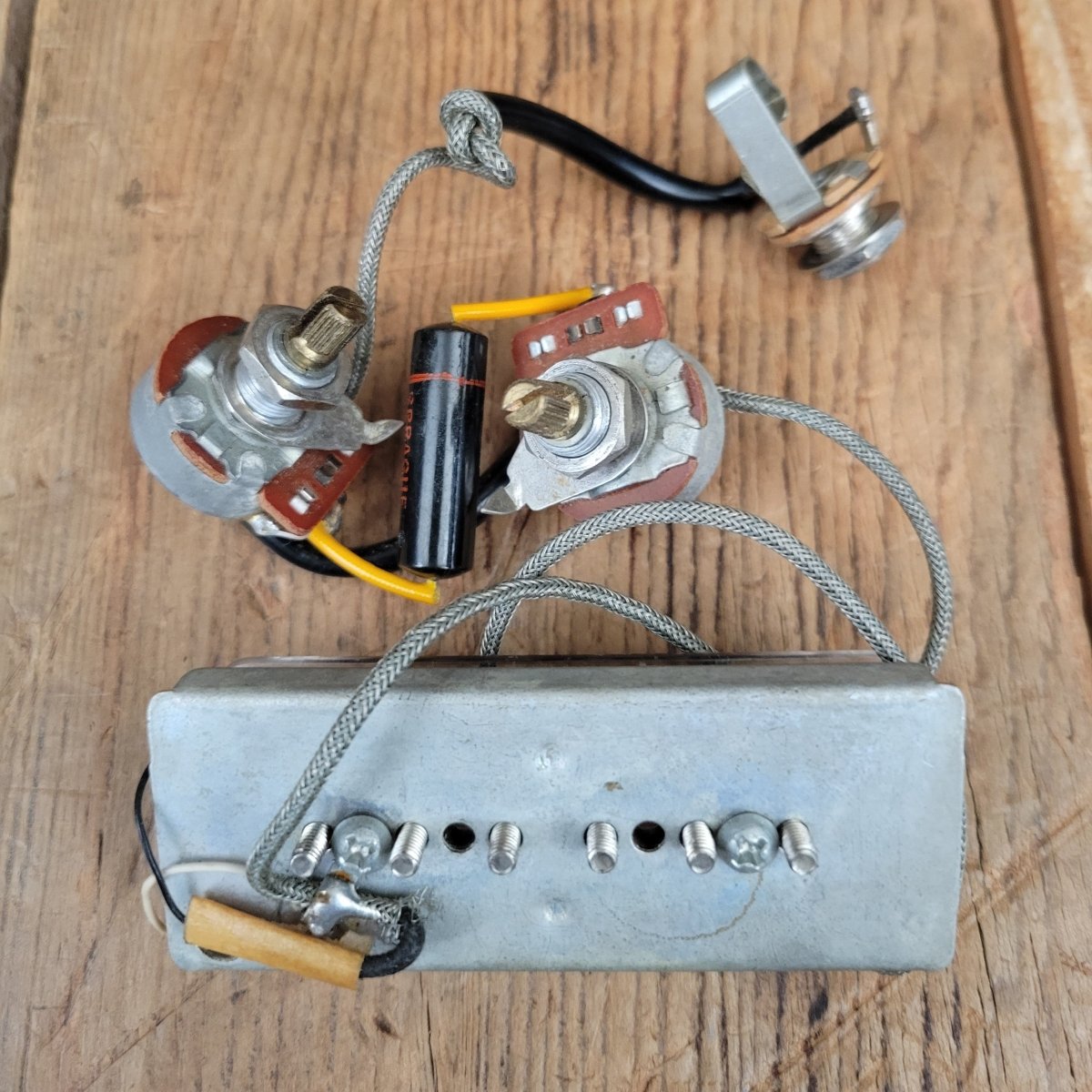 SOLD - Gibson P - 90 Soapbar for J - 160E 1971 Complete Harness pots jack pickup - Mahar's Vintage Guitars