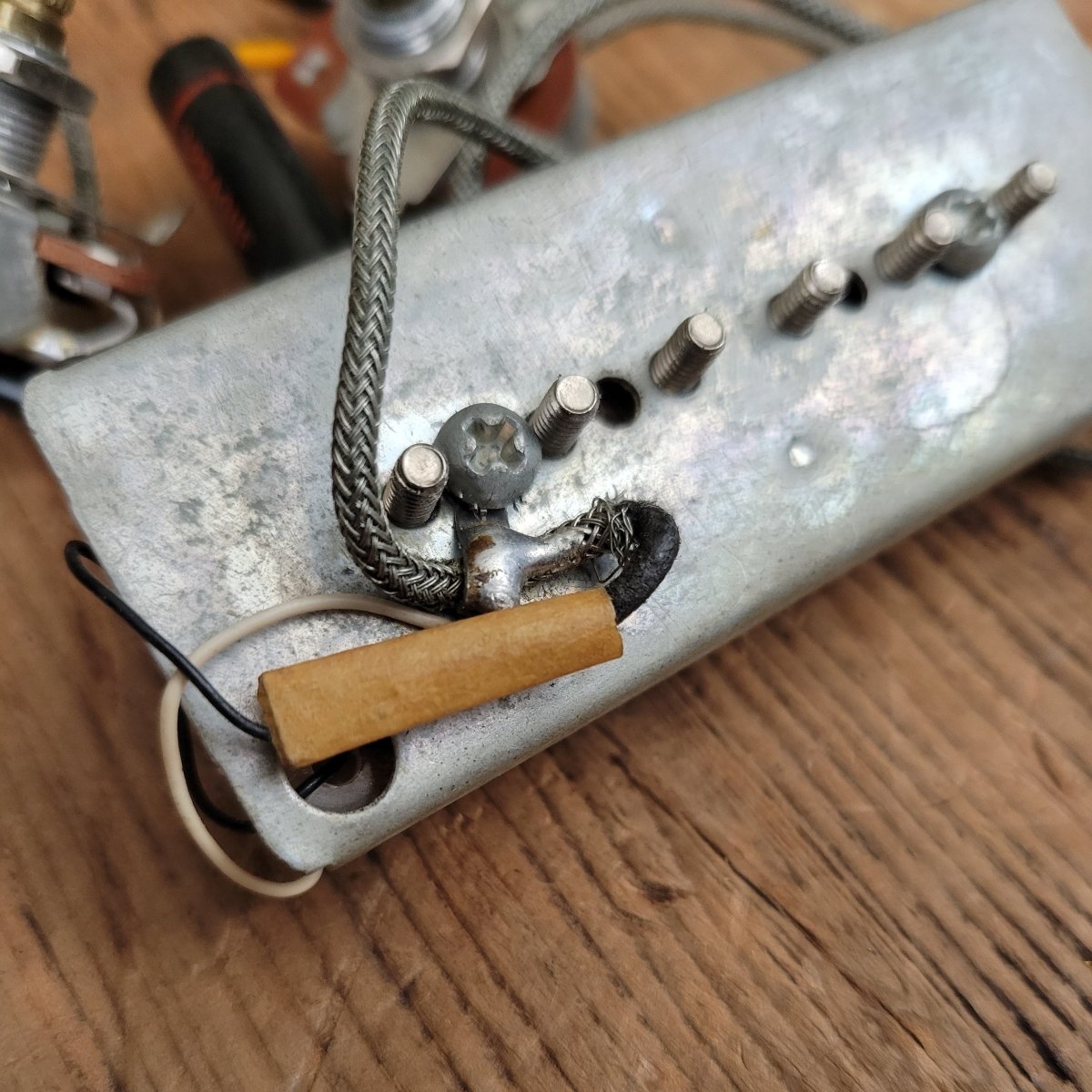 SOLD - Gibson P - 90 Soapbar for J - 160E 1971 Complete Harness pots jack pickup - Mahar's Vintage Guitars