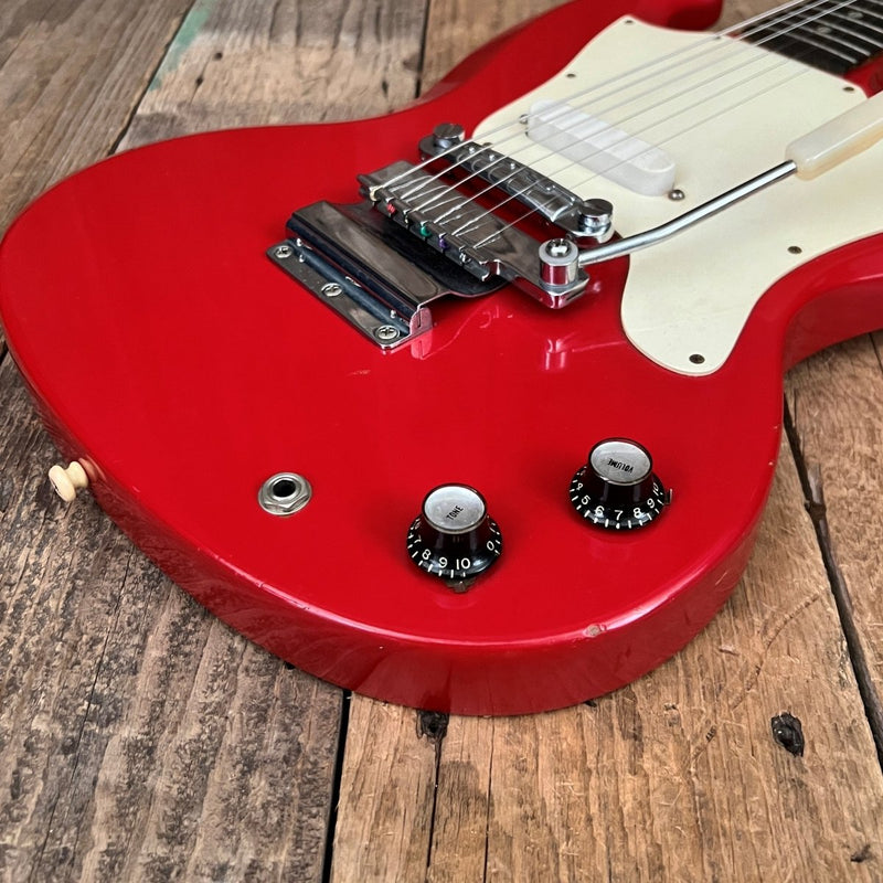 SOLD - Gibson SG Melody Maker 1967 Cardinal Red - Mahar's Vintage Guitars