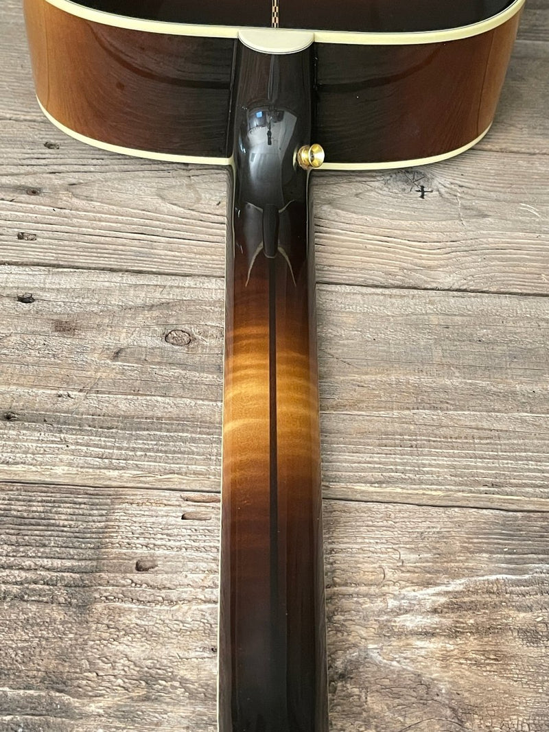 SOLD - Gibson SJ - 200 Standard 2013 Acoustic Guitar with factory pickup - Mahar's Vintage Guitars