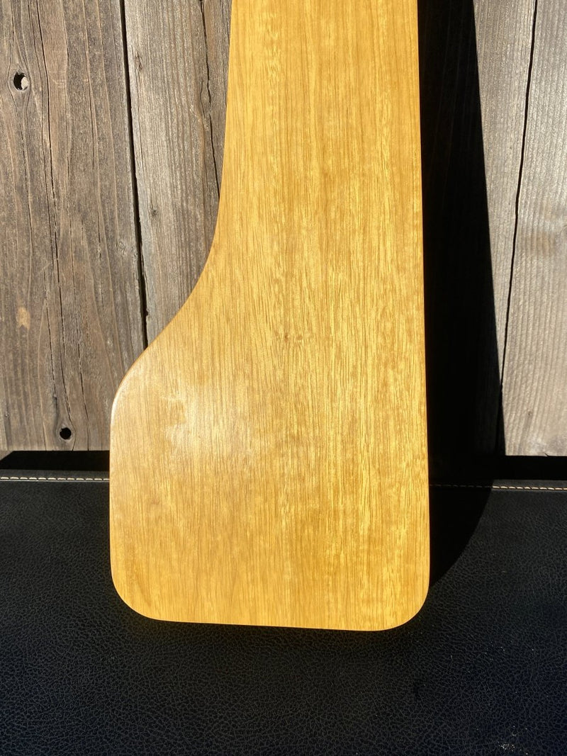 SOLD - Gibson Skylark Lap Steel Korina 1964 - Mahar's Vintage Guitars