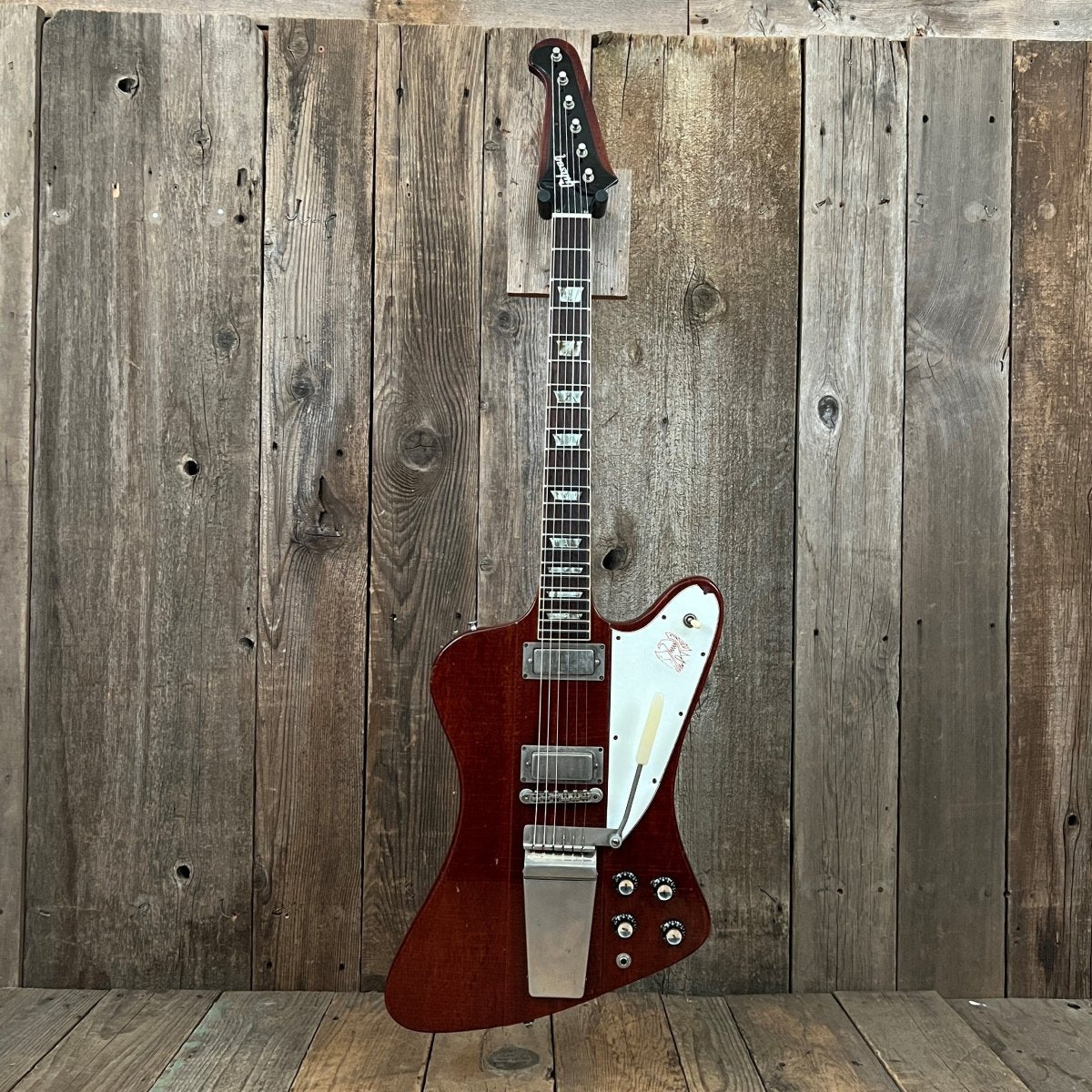 SOLD - Gibson V Firebird 1965 Cherry Red - Mahar's Vintage Guitars