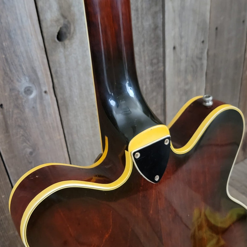 SOLD - Gretsch Chet Atkins Country Gentleman Model 7670 - 1973 - Mahar's Vintage Guitars