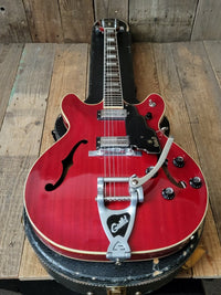 SOLD - Guild Starfire V Cherry Red 1969 - Mahar's Vintage Guitars