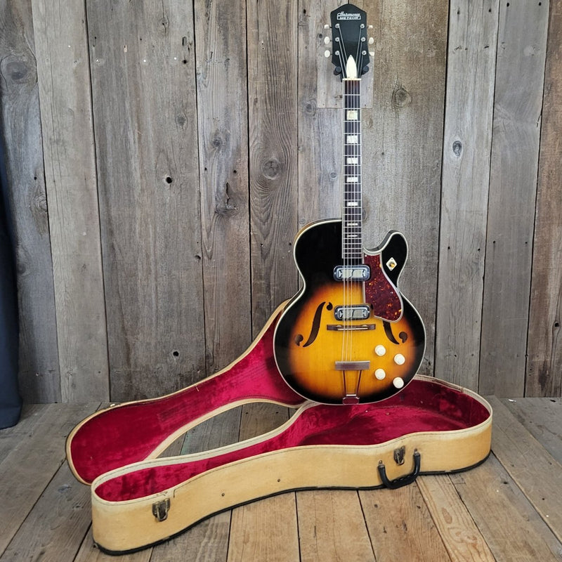 SOLD - Harmony Meteor H70 - 1959 - Mahar's Vintage Guitars